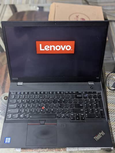 Lenovo T590 i5 - 8th Generation - 256/16 GB - Touch Screen