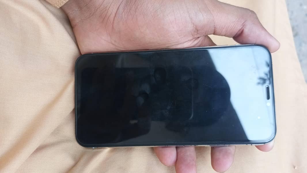 Apple iPhone X 1