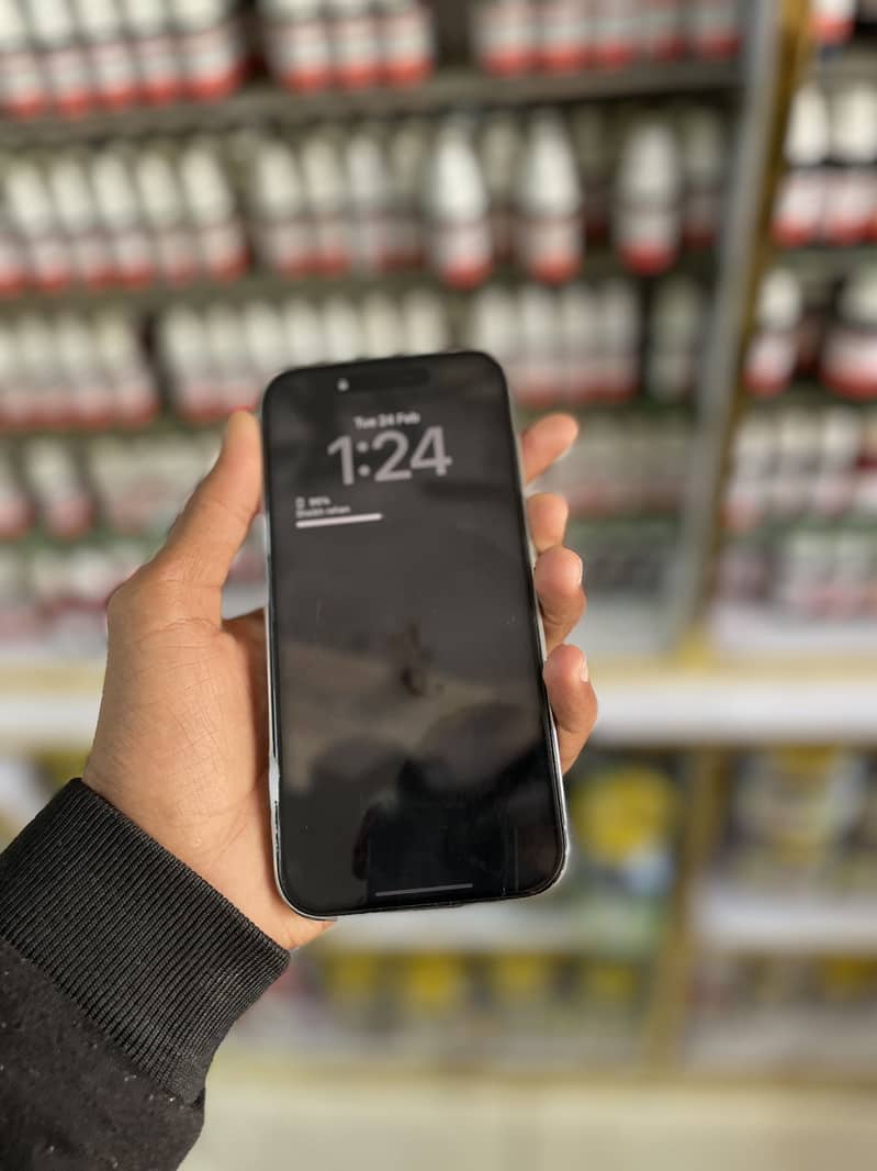 Apple iPhone 14 Pro 1