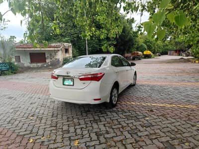 Toyota Corolla Altis 1.6 2015/16