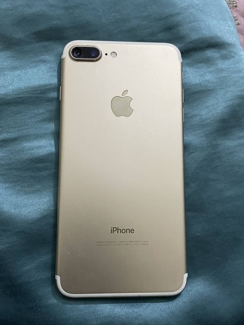 Apple iPhone 7 Plus 3