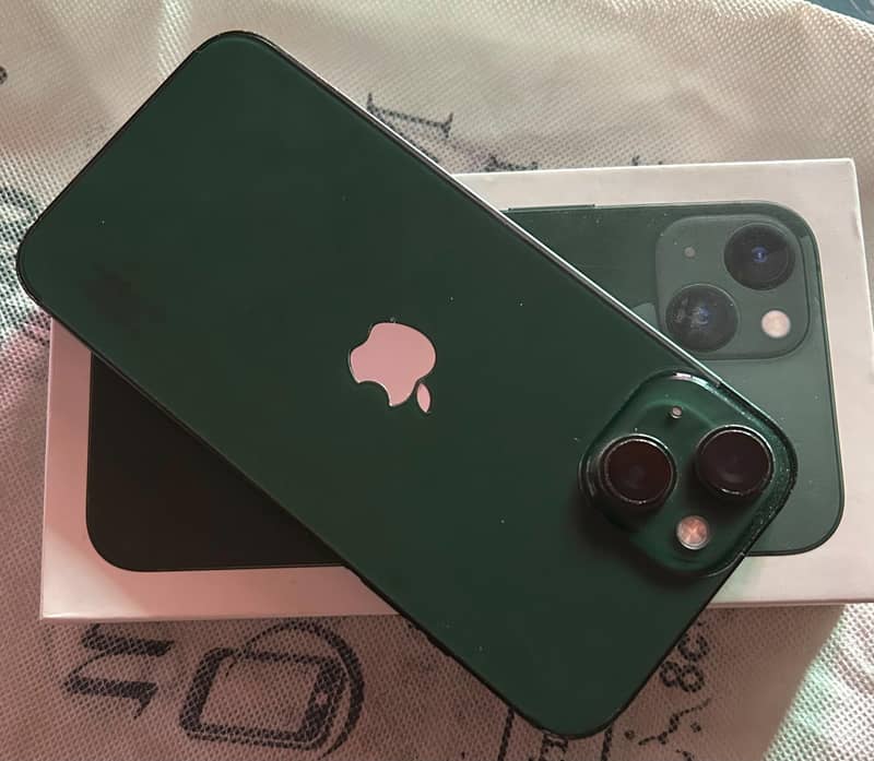 Apple iPhone 13 1