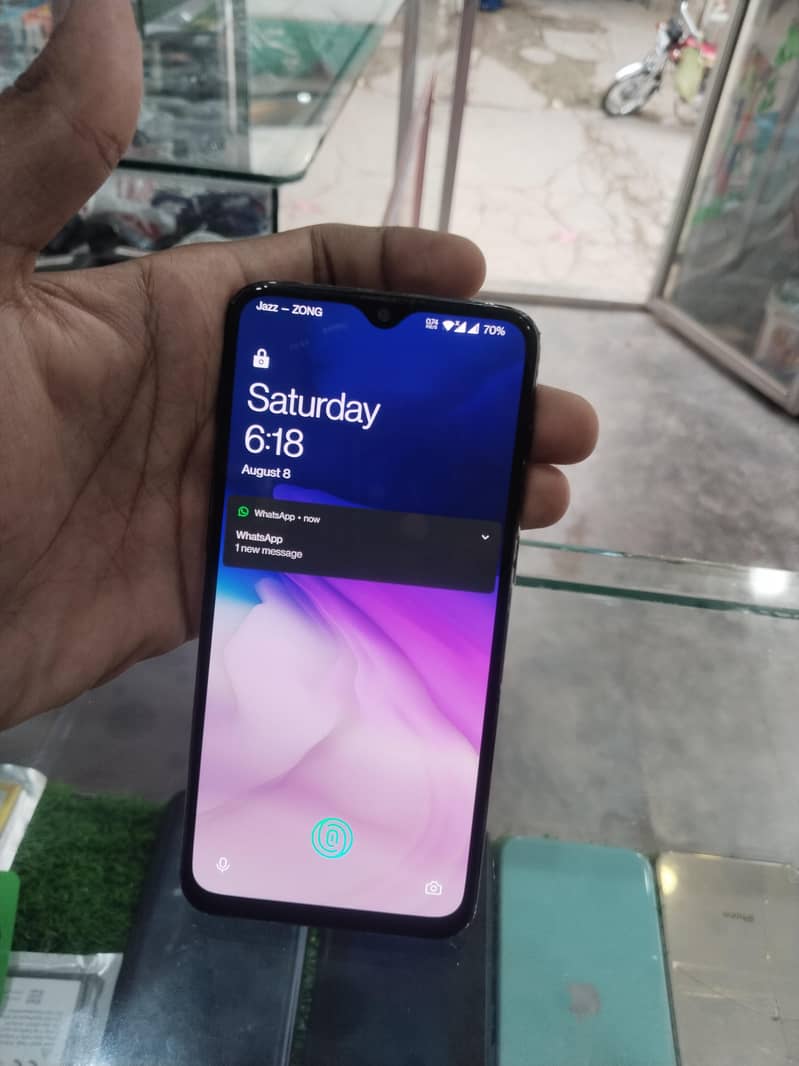 One Plus 6T 1
