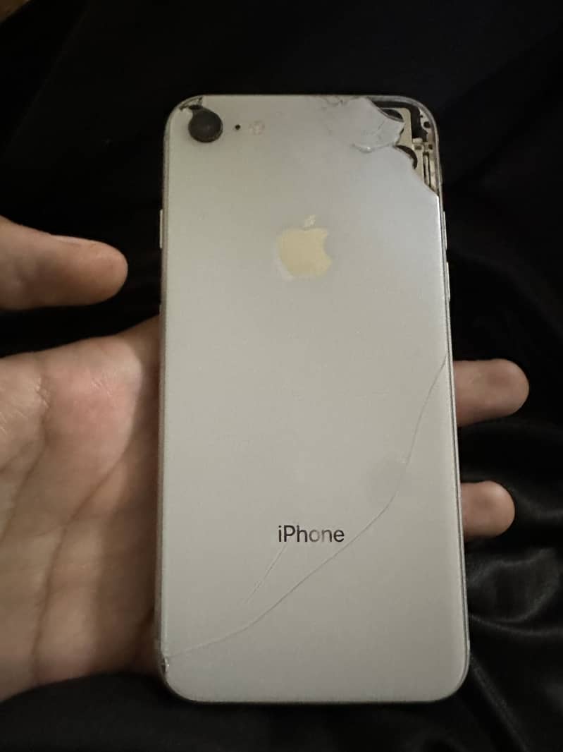 Apple iPhone 8 sim bypass 2