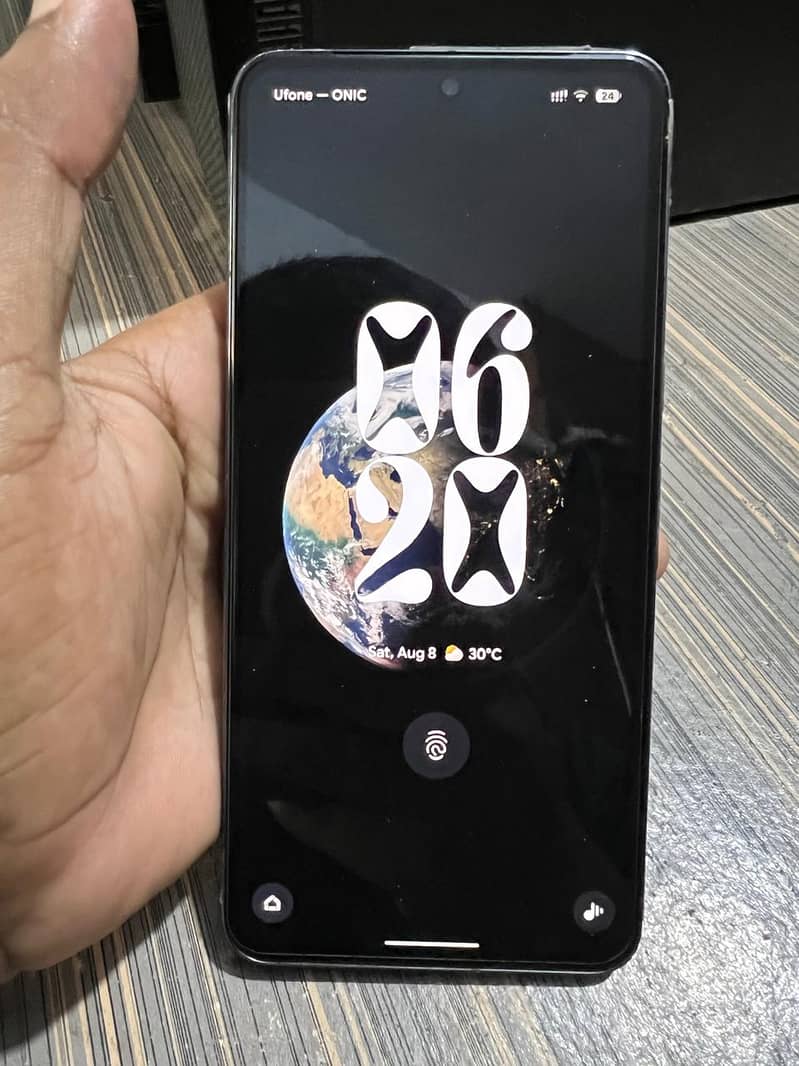 Google Pixel 8 Pro 0