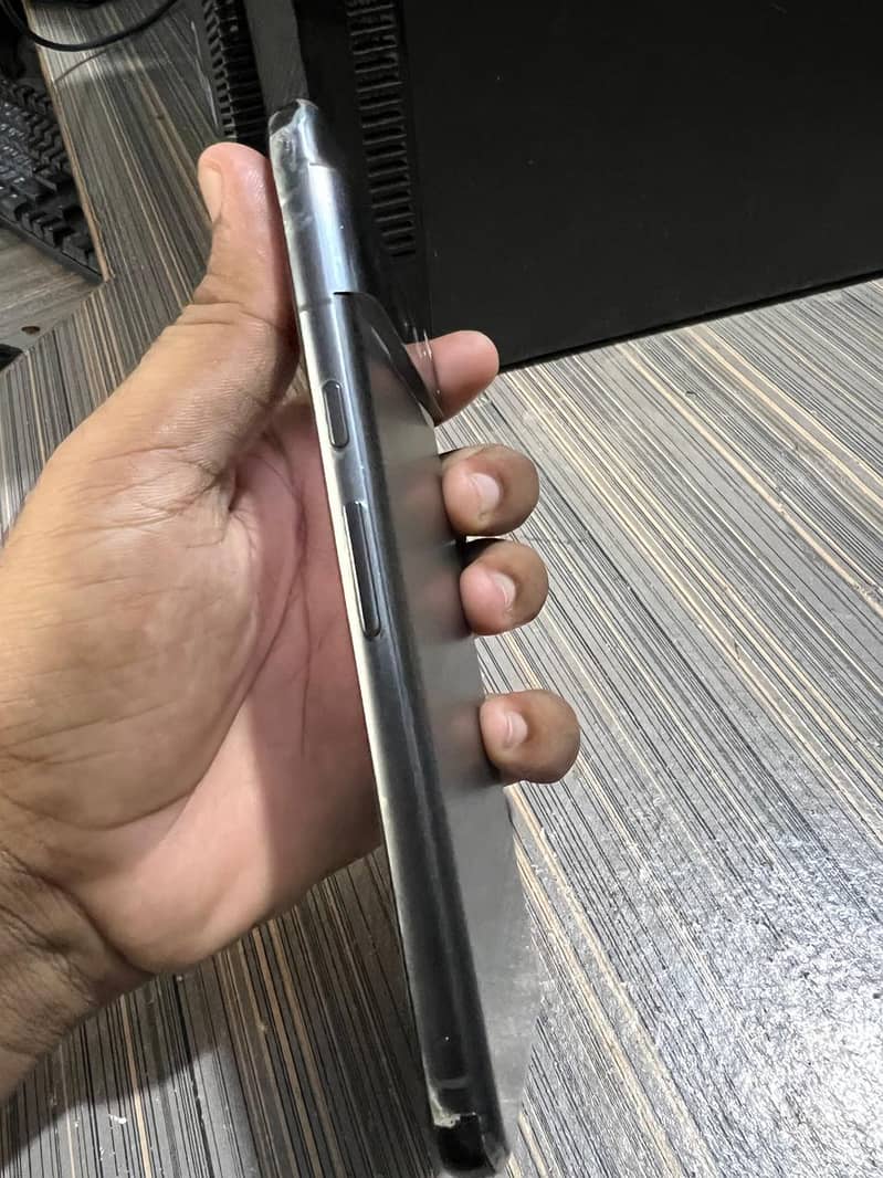 Google Pixel 8 Pro 4