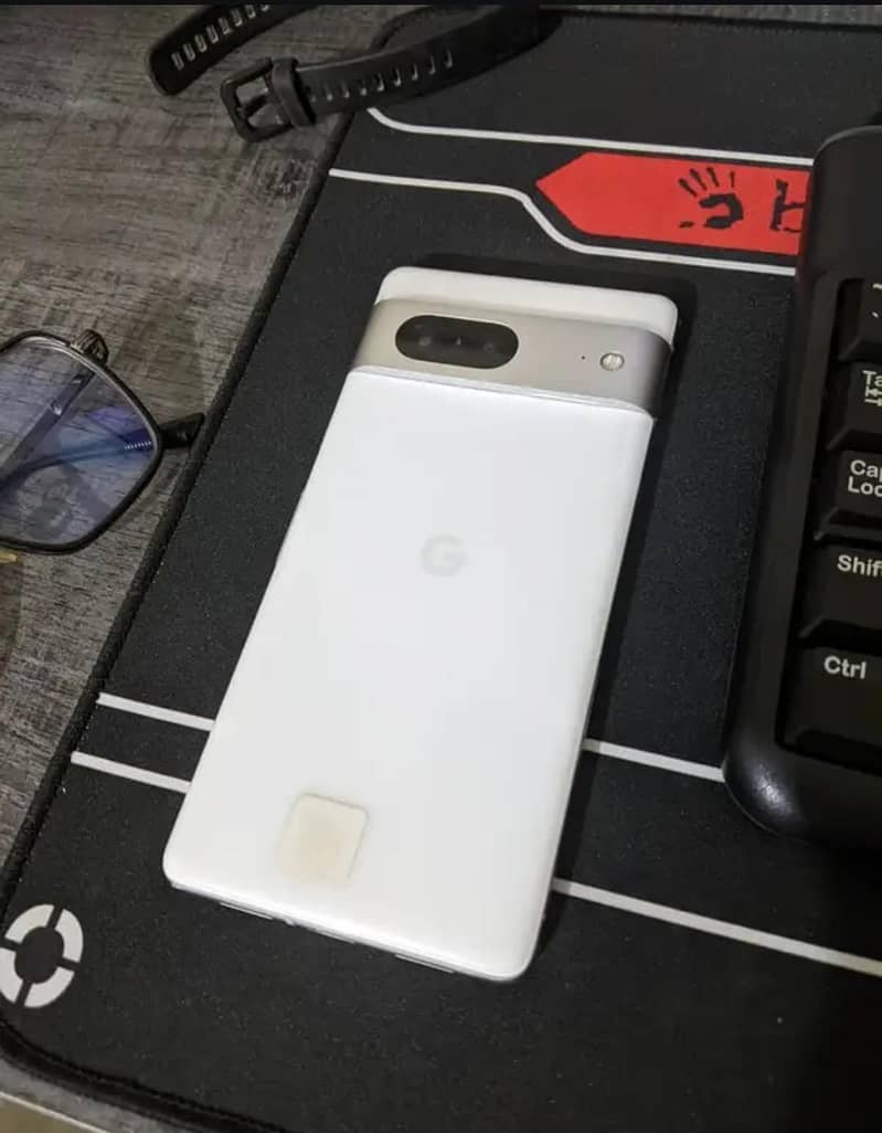 Google Pixel 7 3