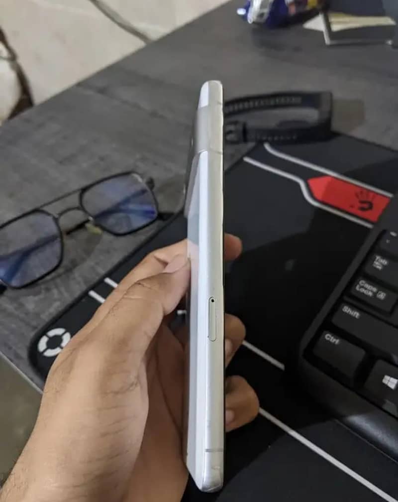 Google Pixel 7 5
