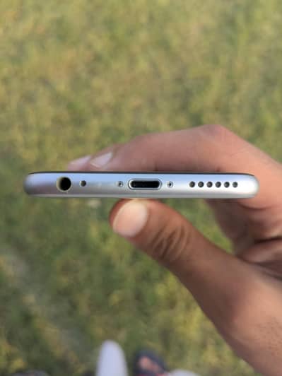 Apple iPhone 6S