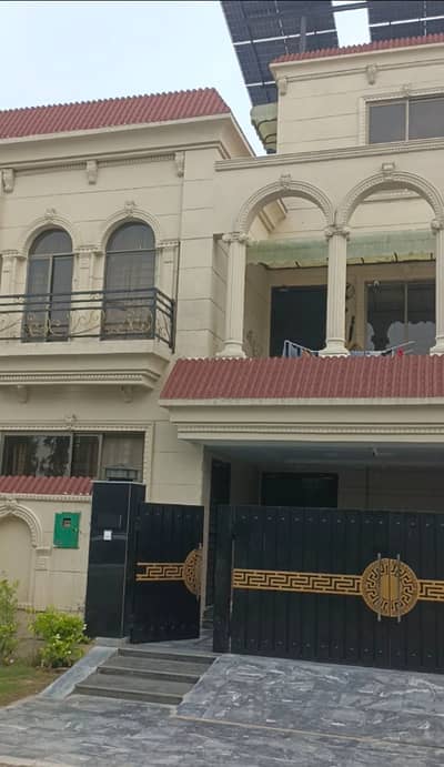 8 Marla Owner build house for sale in Bahria Nasheman Lahore