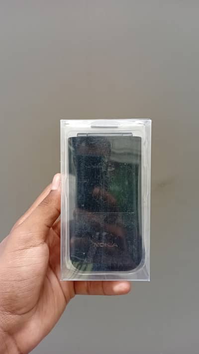 Nokia 2720 Flip