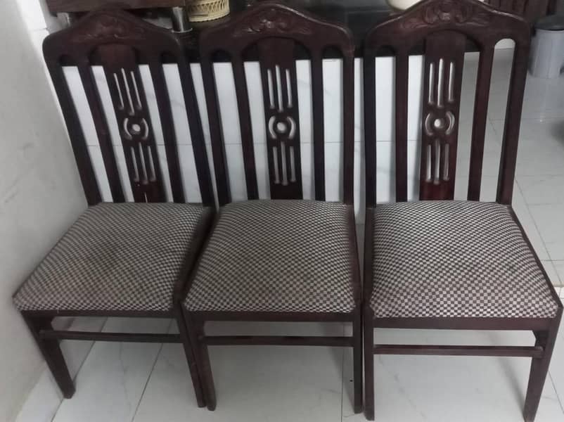 Dining chairs 0