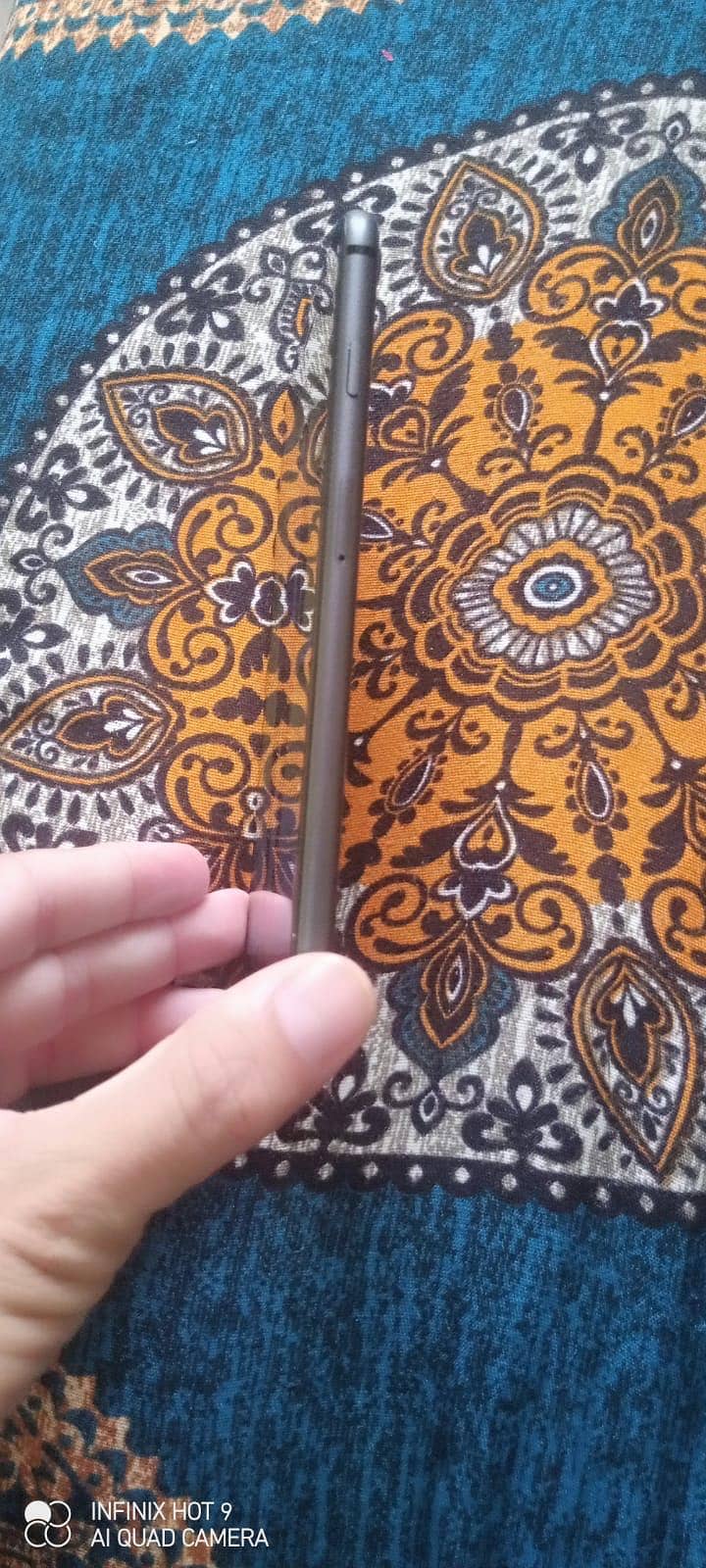 Apple iPhone 8 Plus 1