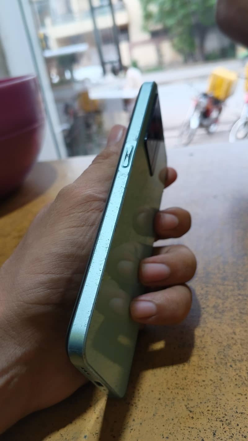 OPPO A57 1