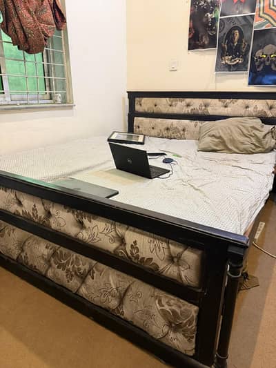 Double Bed For SALE in Gulberg -2 Lahore