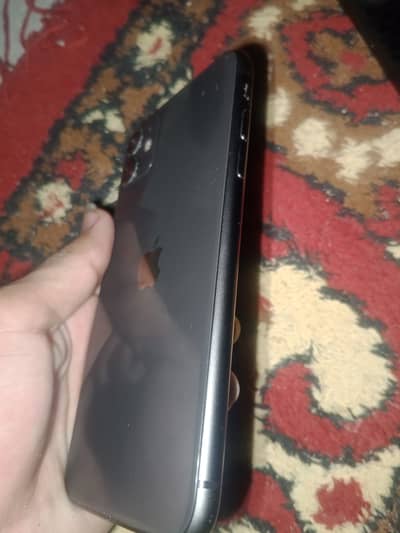 Apple iPhone 11 64 Gb Exchange possible with good phones