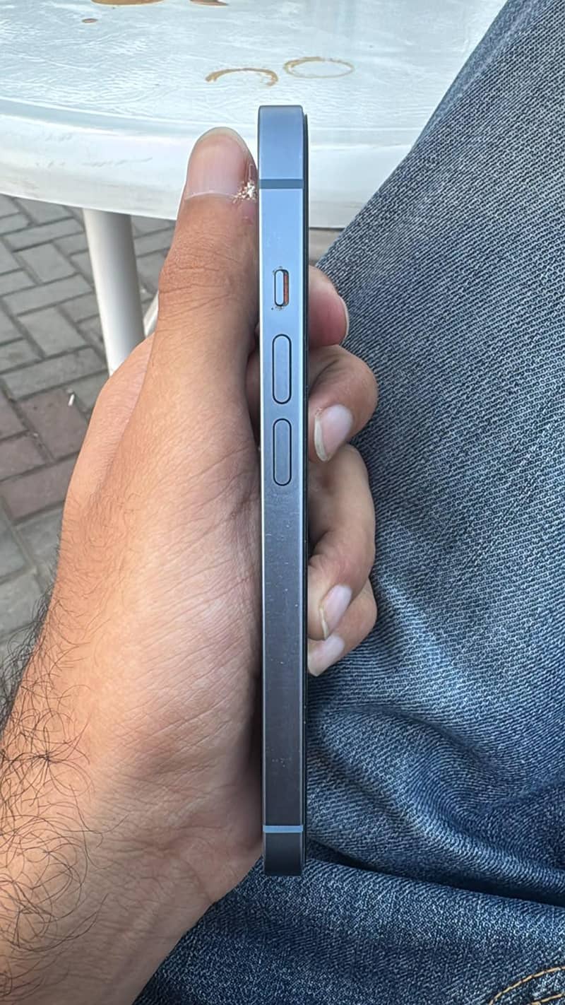 Apple iPhone 14 1