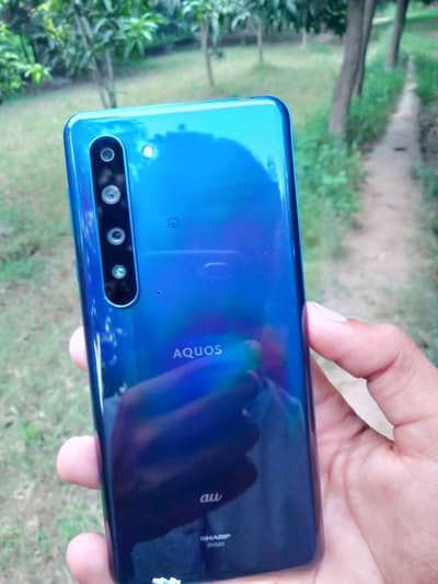 SHARP AQUOS R5G 12 RAM 256 memory condition 10/10 low pta tex 5500