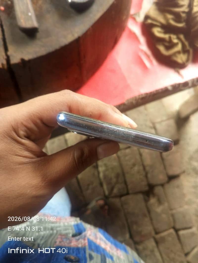One Plus 9 5g 4