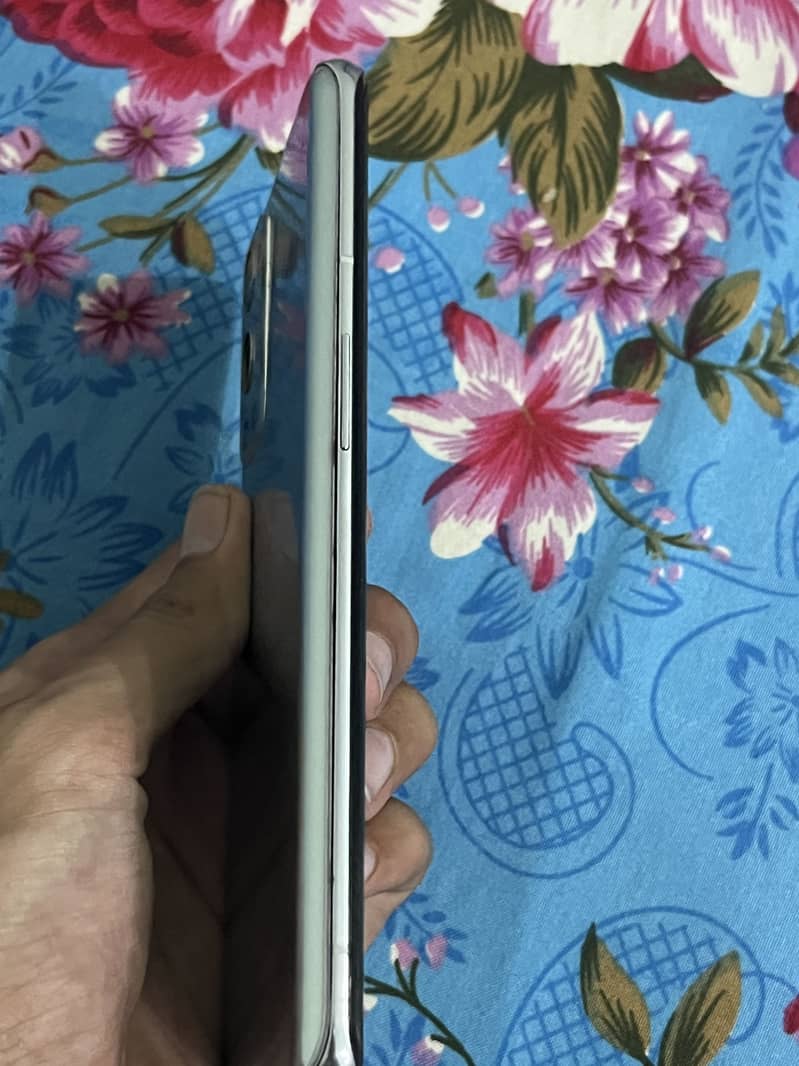 One Plus 9 Pro 3