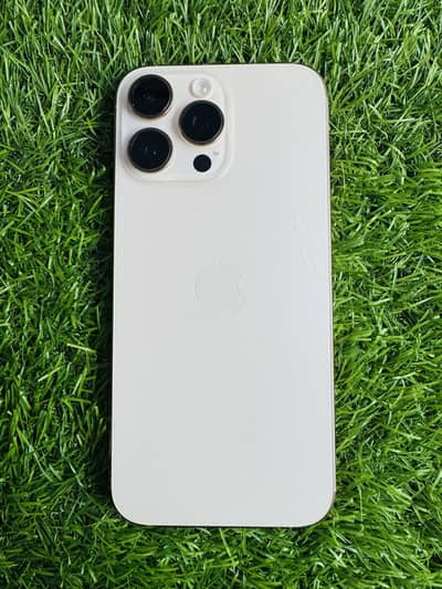 Apple iPhone 16 Pro Max