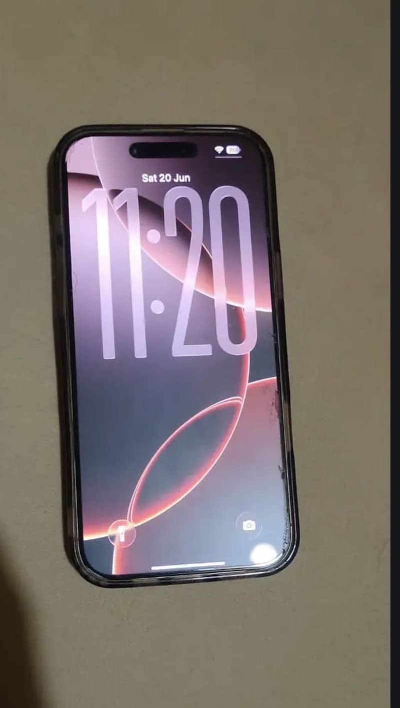 Apple iPhone 16 Pro 4