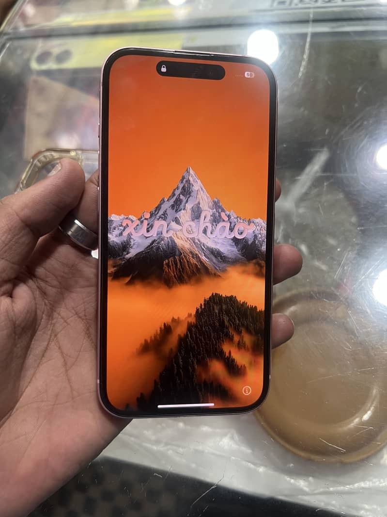 Apple iPhone 15 3