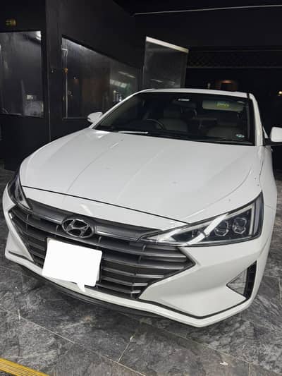 Hyundai Elantra 2023