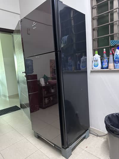 Dawlance invertor refrigerator condition is very good