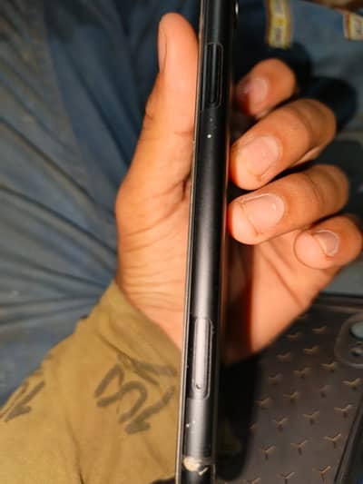 Apple iPhone XR genuine