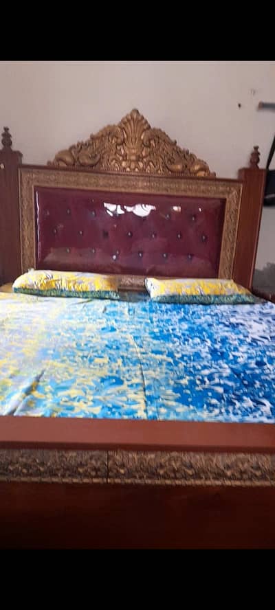 double bed with side tables