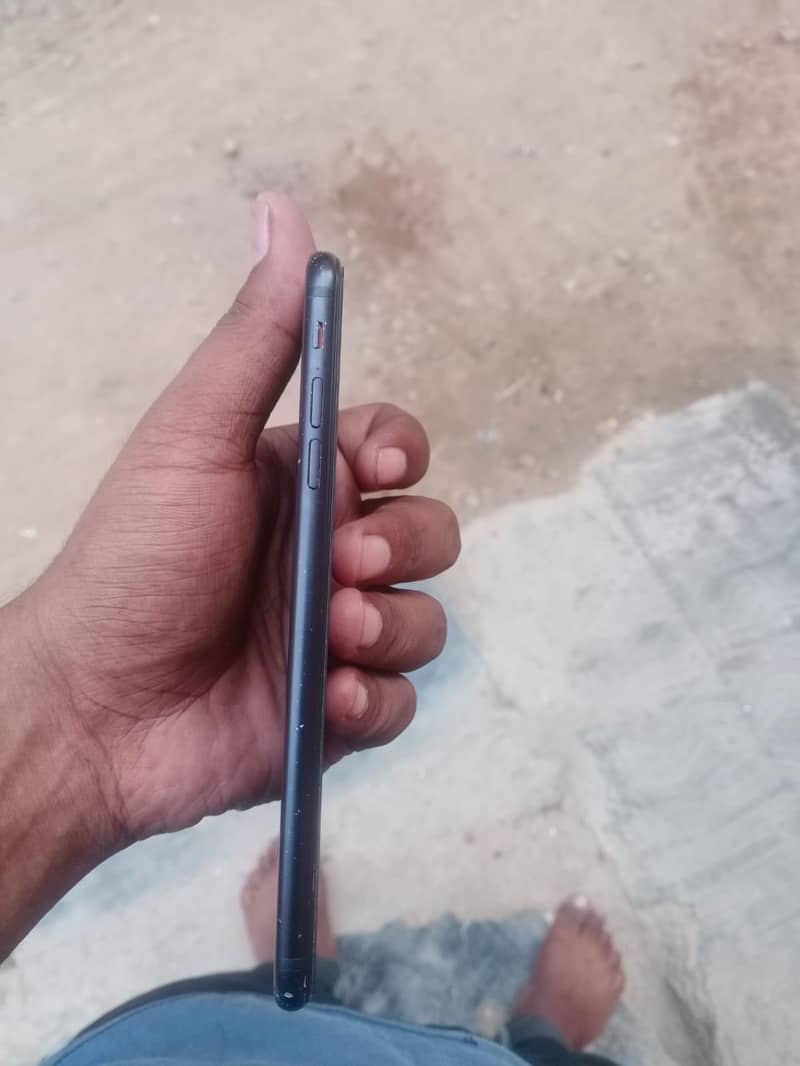 Apple iPhone 7 Plus 1