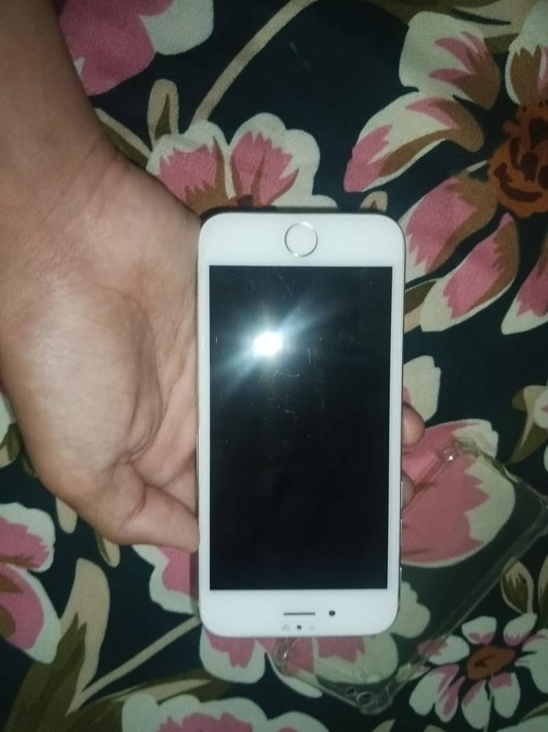 Apple iPhone 6 0