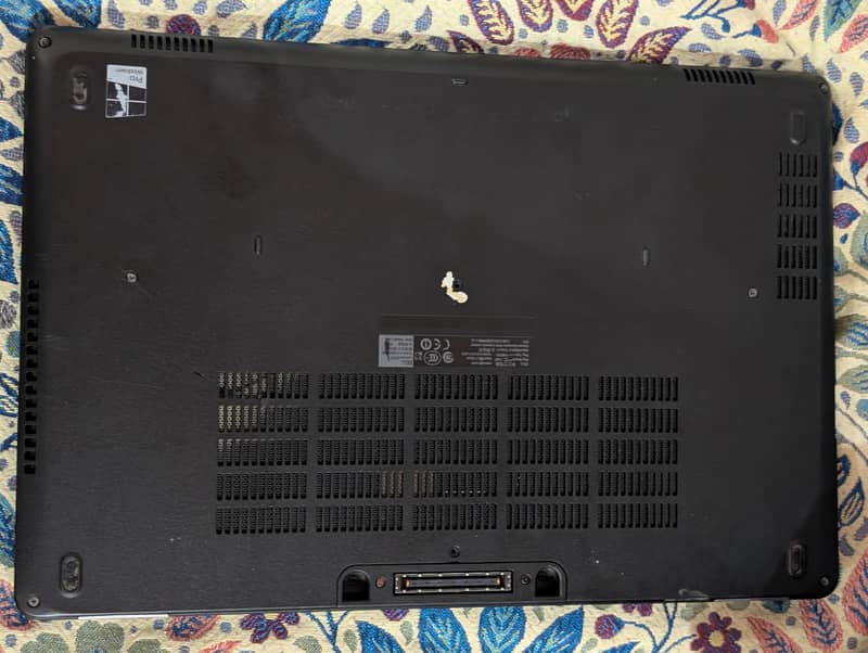 Dell E5570 2