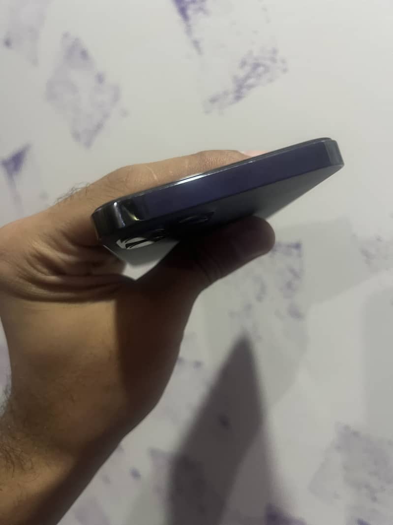 Apple iPhone 12 Pro 1