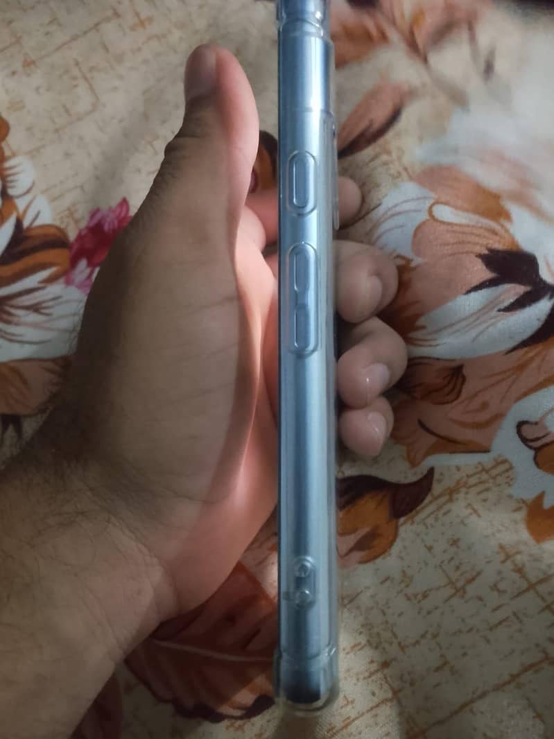 Google Pixel 7a 2