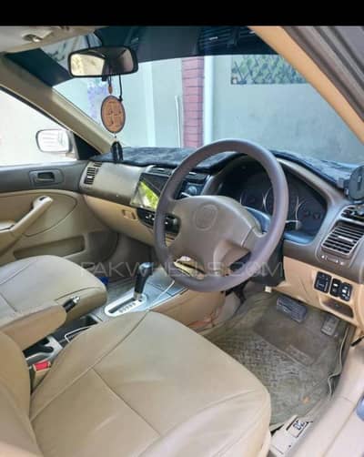 Honda Civic Oriel 2004