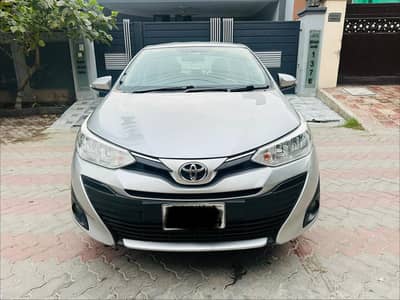 Toyota Yaris ATIV CVT-i 2021 Total Original Paint