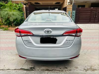 Toyota Yaris ATIV CVT-i 2021 Total Original Paint