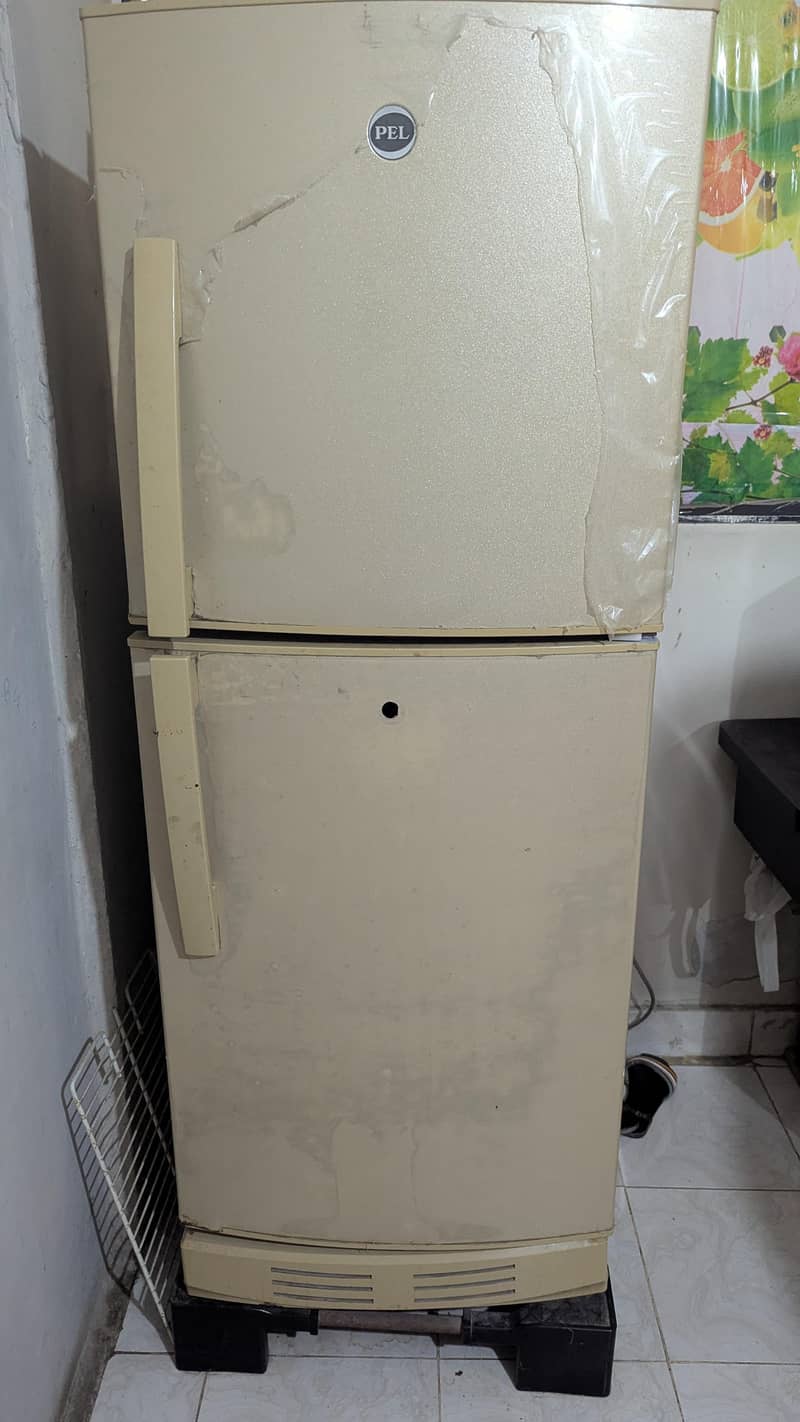 refrigerator 0