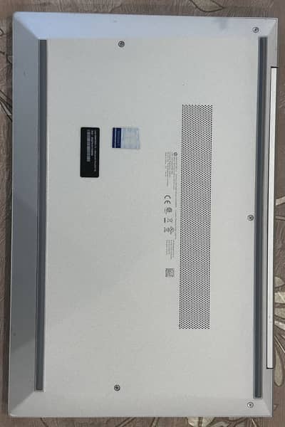 HP ELITEBOOK 840G7