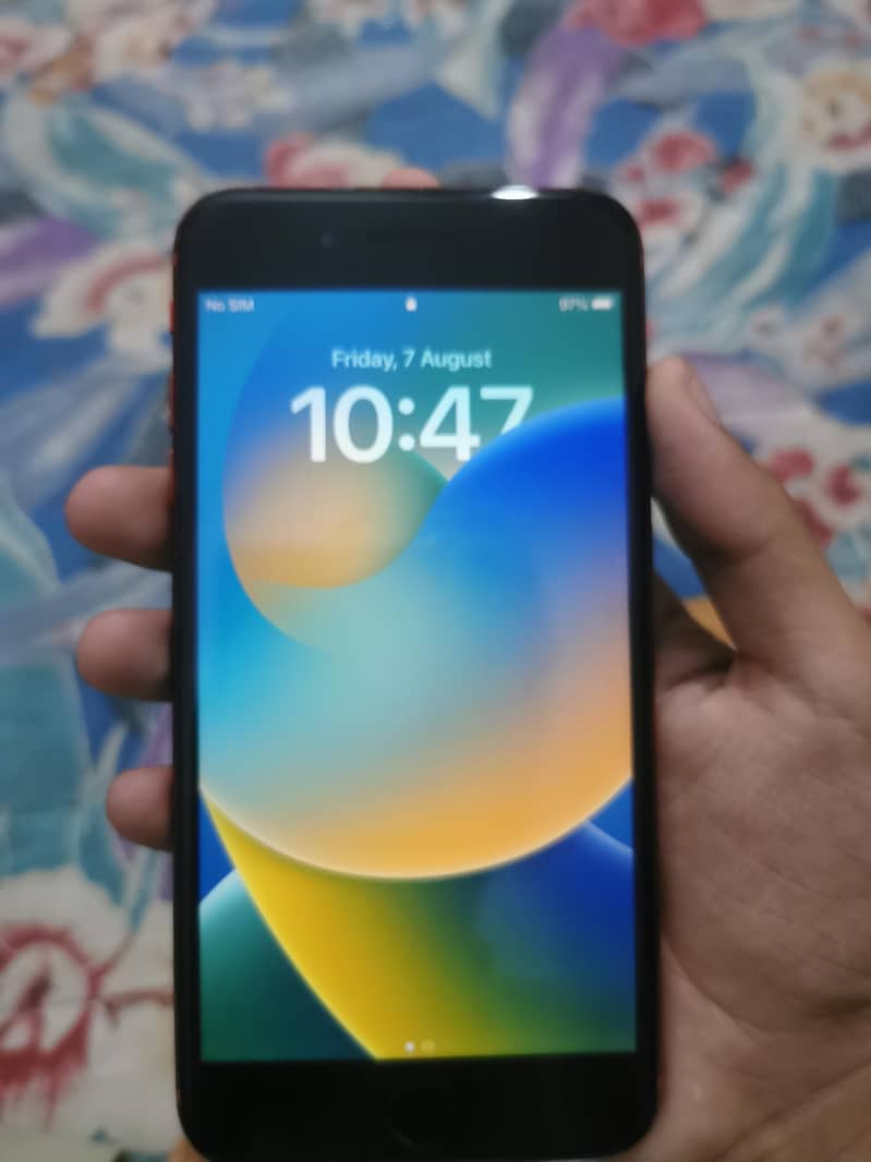 Apple iPhone 8 Plus 0