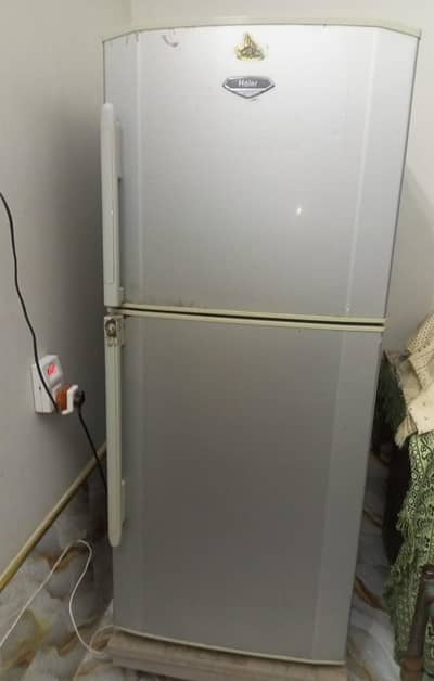 Haier Non-Inverter Refrigerator – Excellent Condition