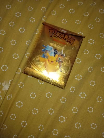 it's Pokémon cards full new condition not even used golden edition