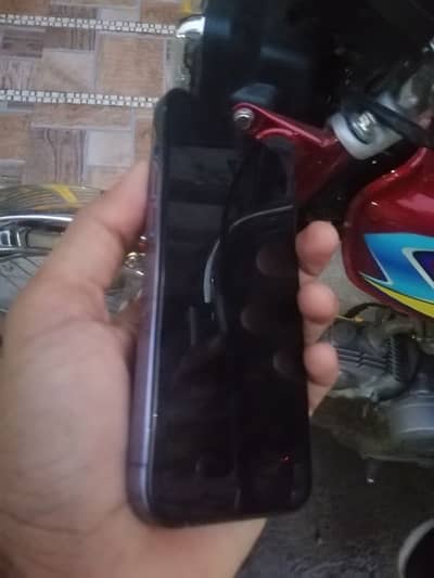 13pro pta 256gb 83health only back brack