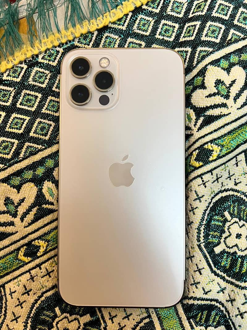 Apple iPhone 12 Pro 2