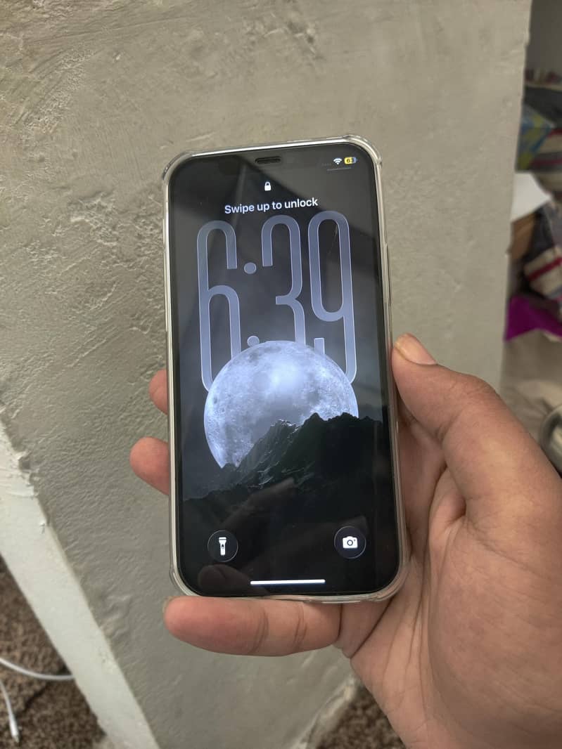 Apple iPhone 12 2
