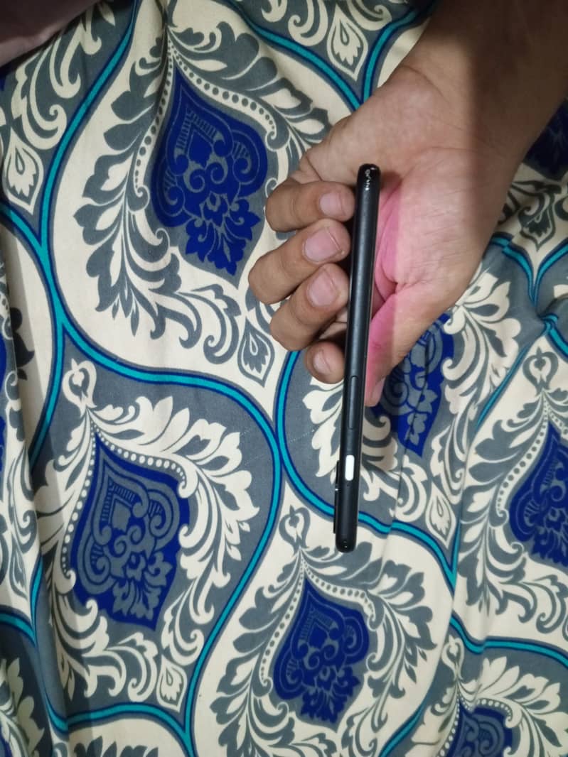 Google Pixel 4 3
