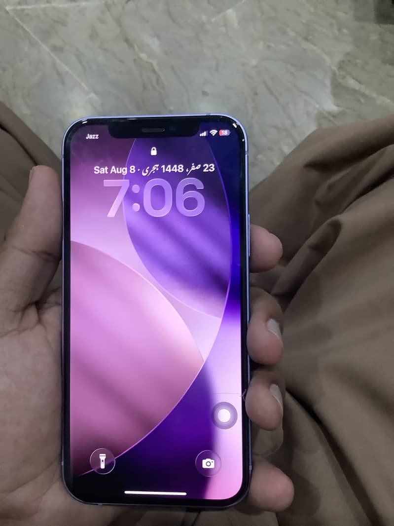 Apple iPhone 12 3