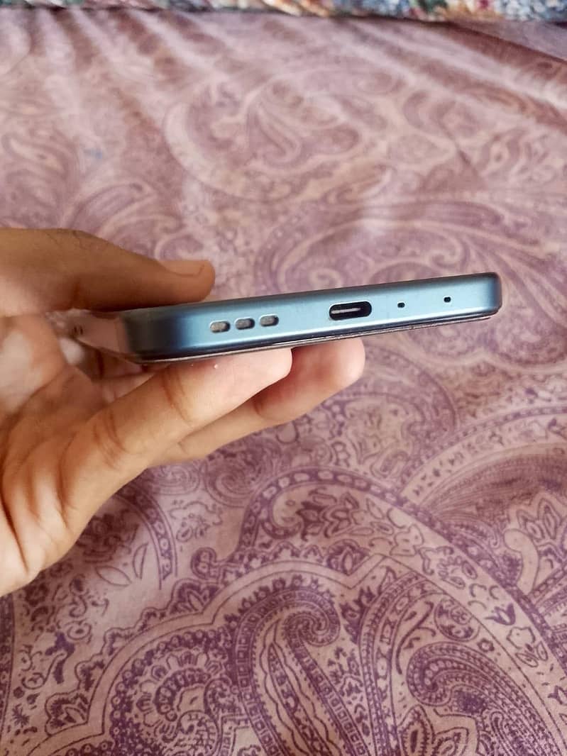 OPPO A6 1